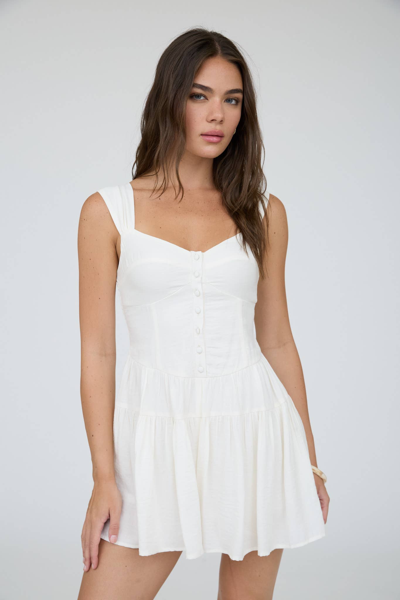 BUTTON DOWN SLEEVELESS ROMPER