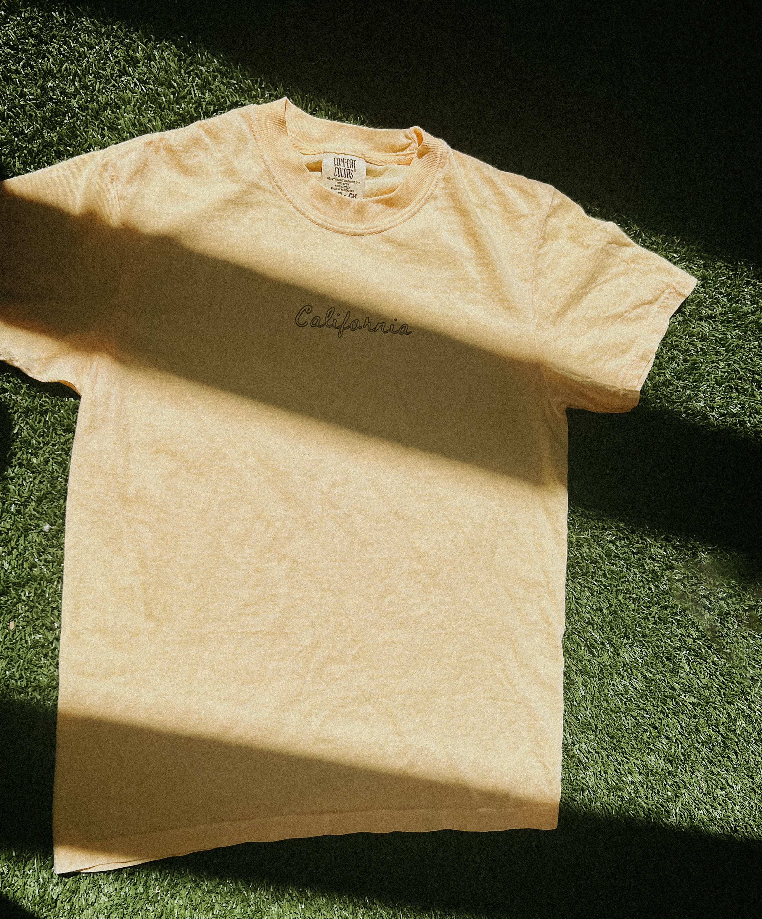 CALIFORNIA • Vintage Trailer T-shirt