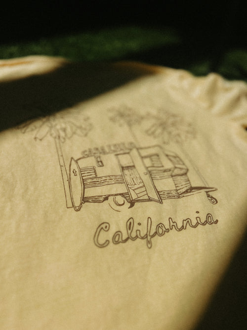 CALIFORNIA • Vintage Trailer T-shirt