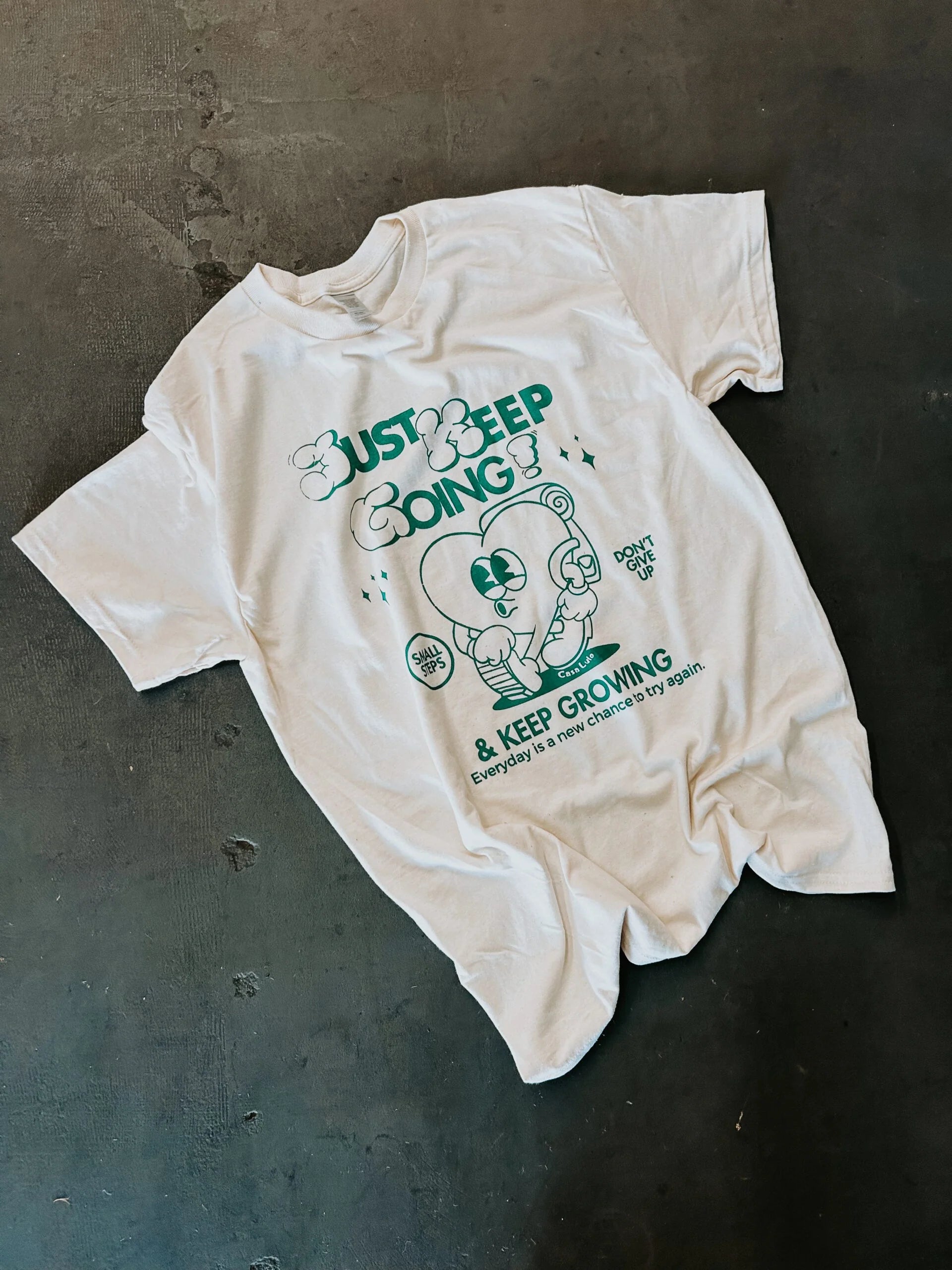 Keep going. Keep growing!  – Hand printed t-shirt