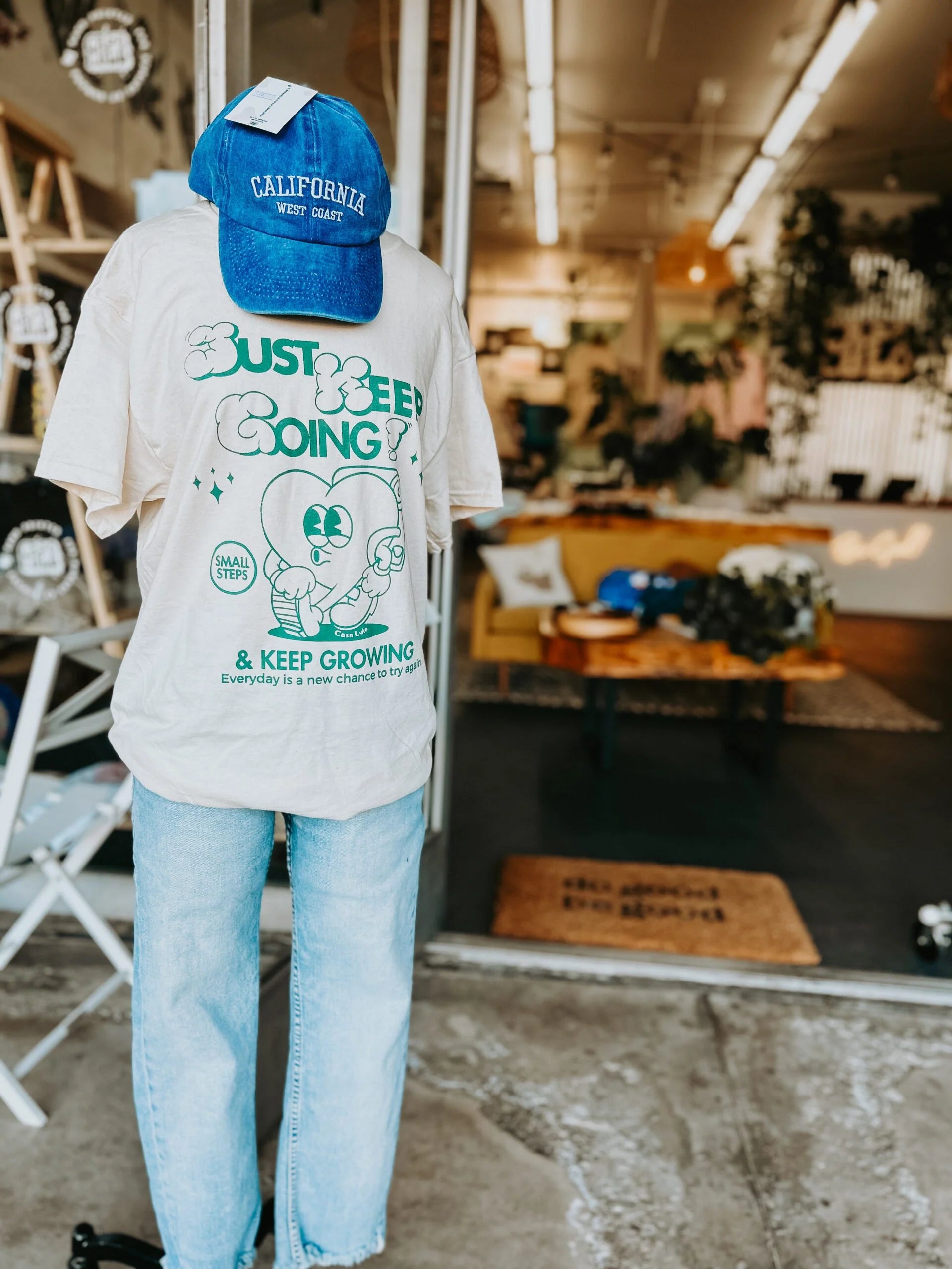 Keep going. Keep growing!  – Hand printed t-shirt